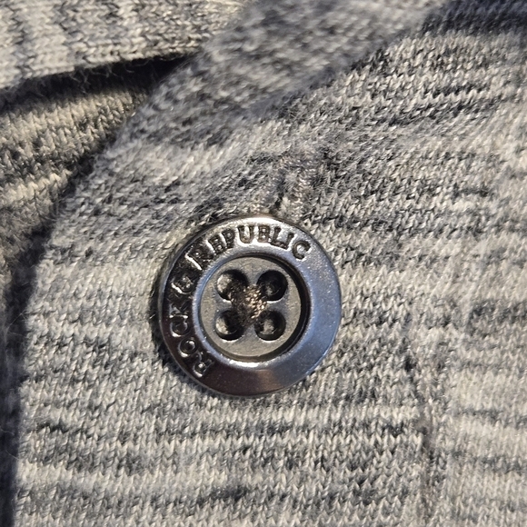 ROCK & REPUBLIC Mens Heather Gray Preppy Polo Shirt Size Medium - Picture 4 of 5